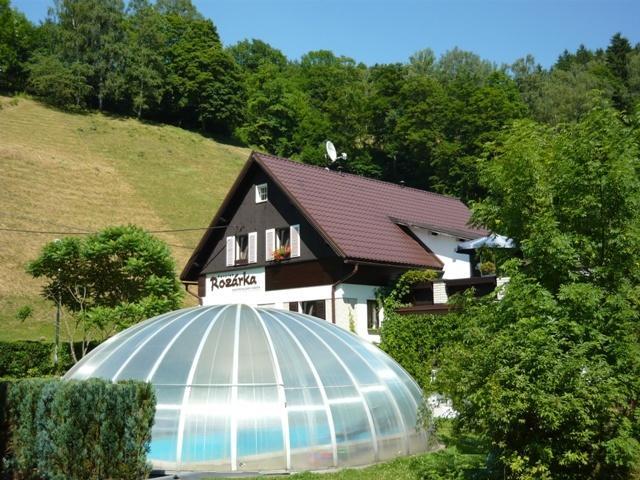 Chata Rozarka Dolni Dvur Exterior photo