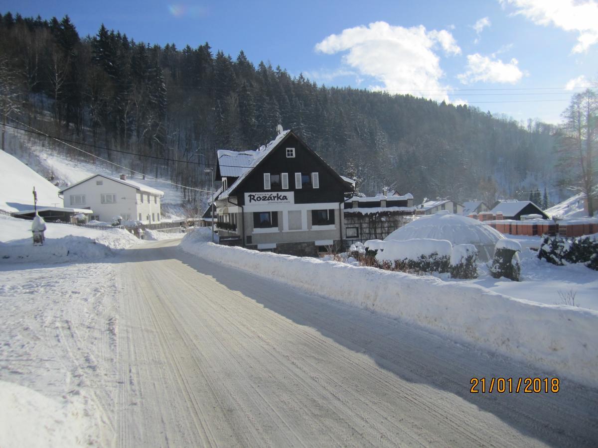 Chata Rozarka Dolni Dvur Exterior photo